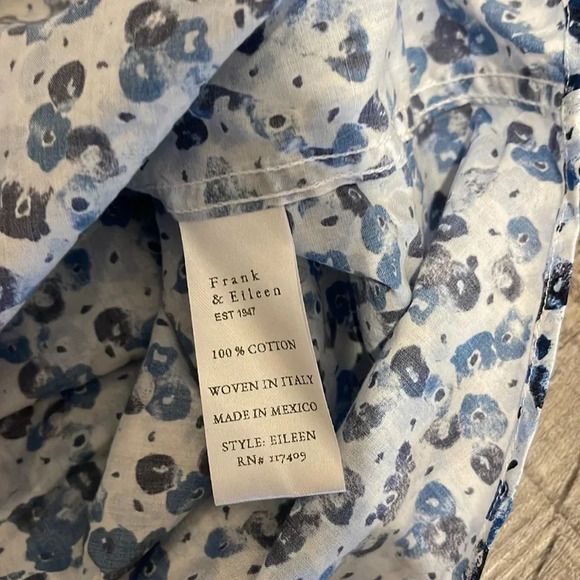 NWT!! Frank & Eileen - Woven Cotton Button-up Shirt in Blue Floral - Size Small - Picture 9 of 9